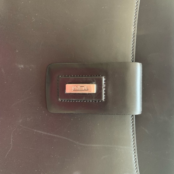 Tumi leather computer bag tote - Picture 5 of 8